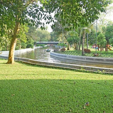 Sarah Resort Gazipur Εξωτερικό φωτογραφία